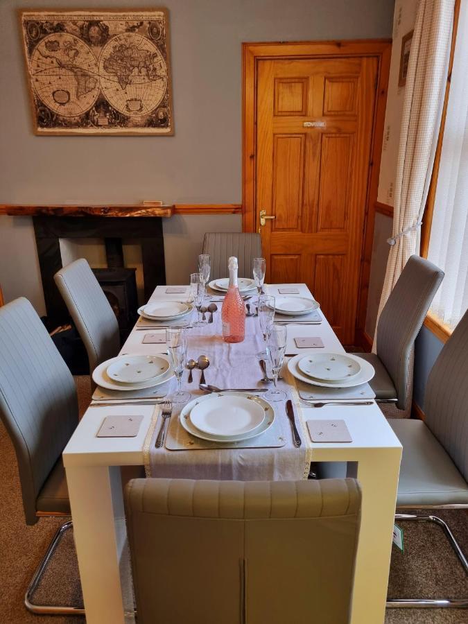 Inverness City 3 Bedroom House Free Parking Ngoại thất bức ảnh