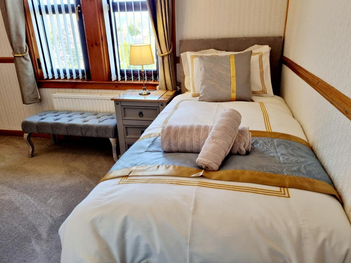 Inverness City 3 Bedroom House Free Parking Ngoại thất bức ảnh