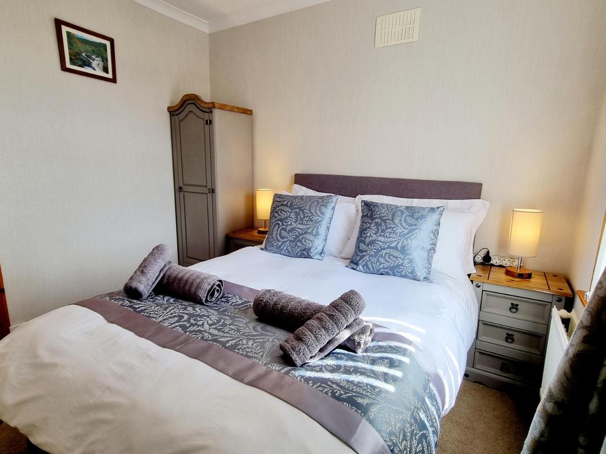 Inverness City 3 Bedroom House Free Parking Ngoại thất bức ảnh